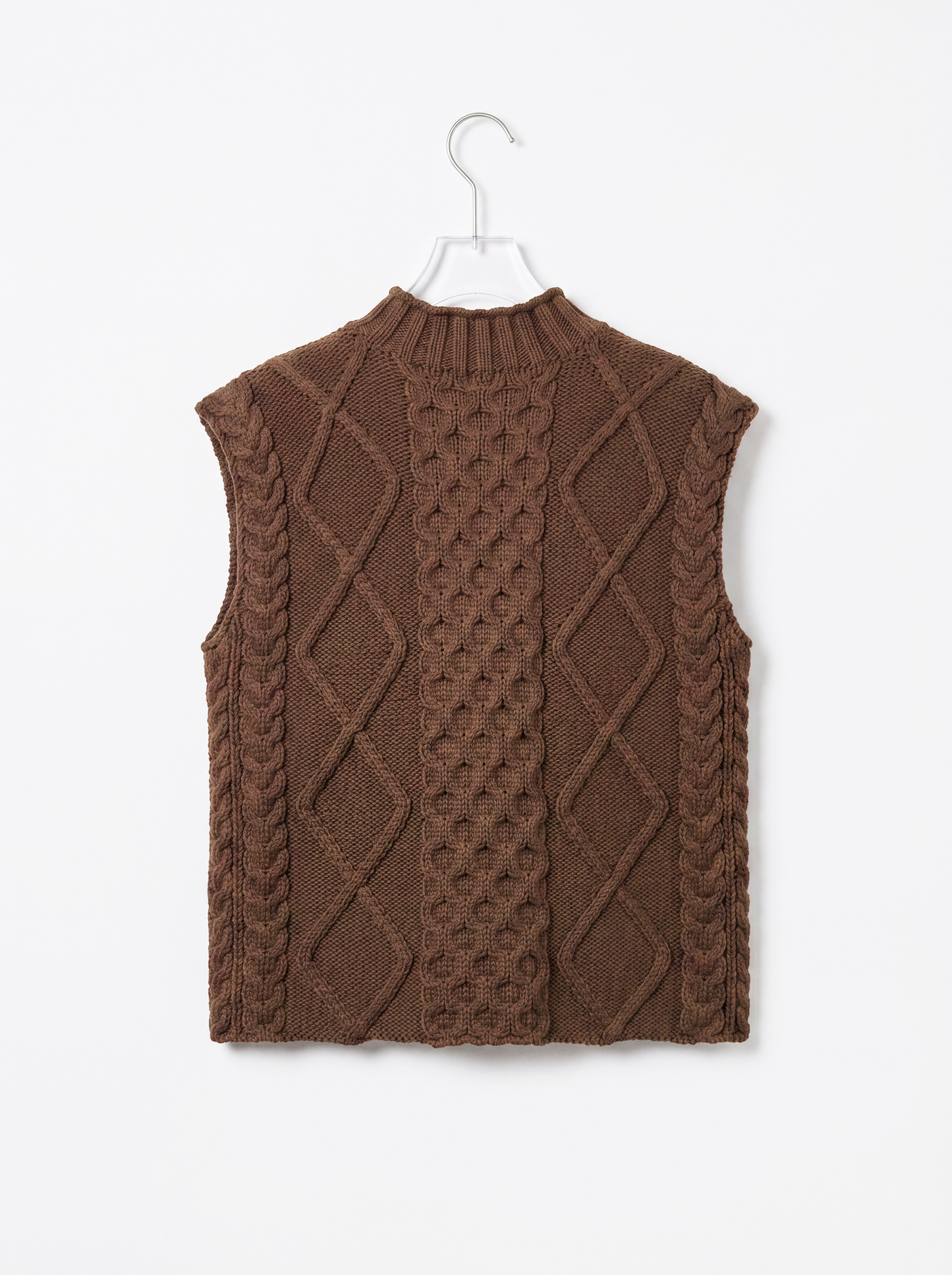 A-17 The Heritage Cable-Knit Vest