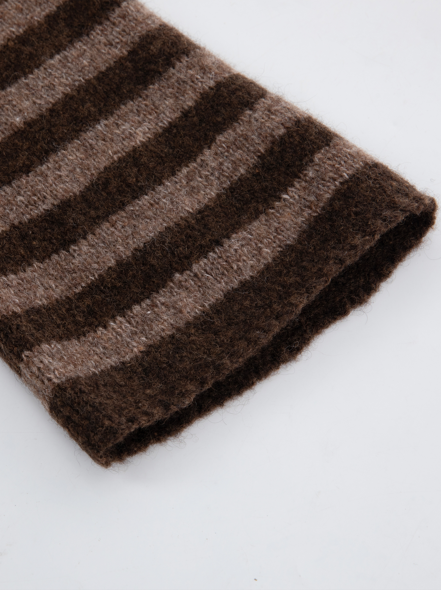 A-21 The Earth-Tone Whisper Knit（3/4 Sleeve）