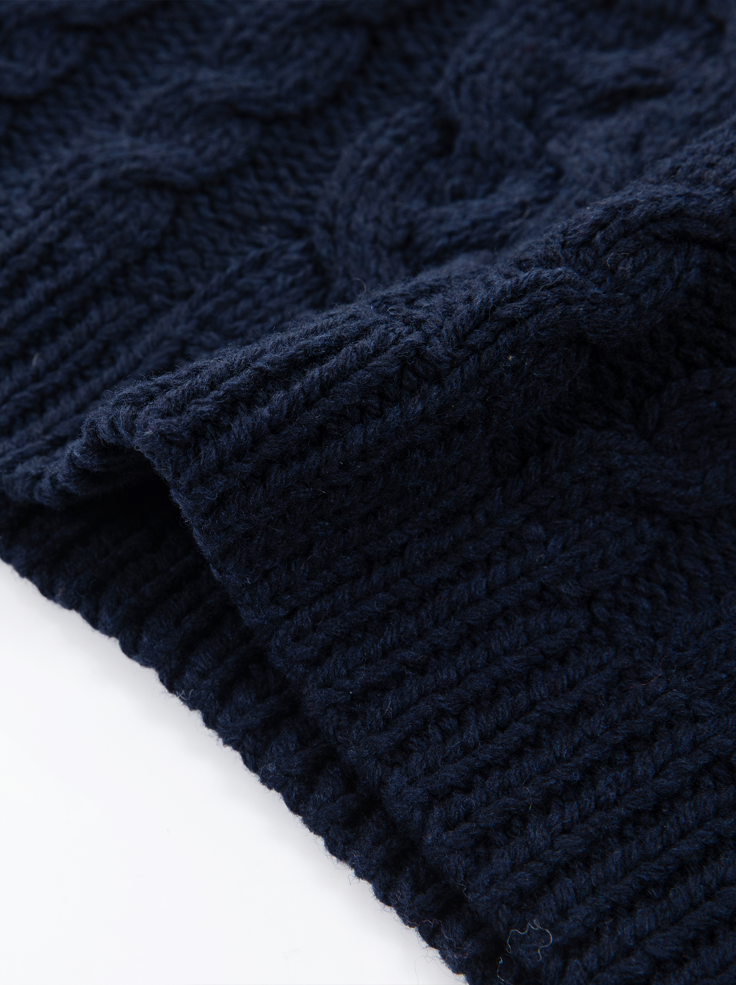 A-14 The Classic Cable Knit Vest