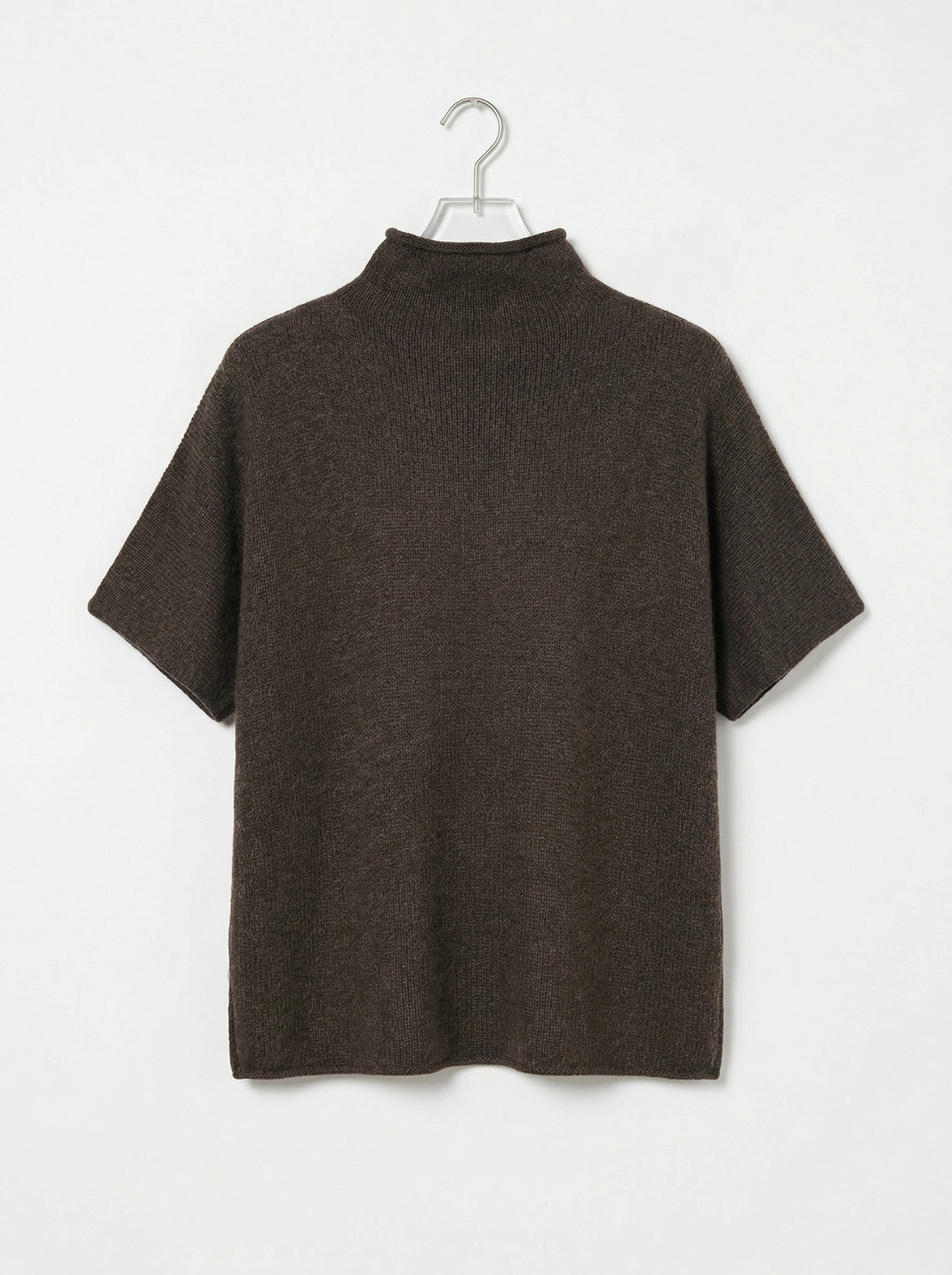 A-16 The Refined Cable-Knit Vest