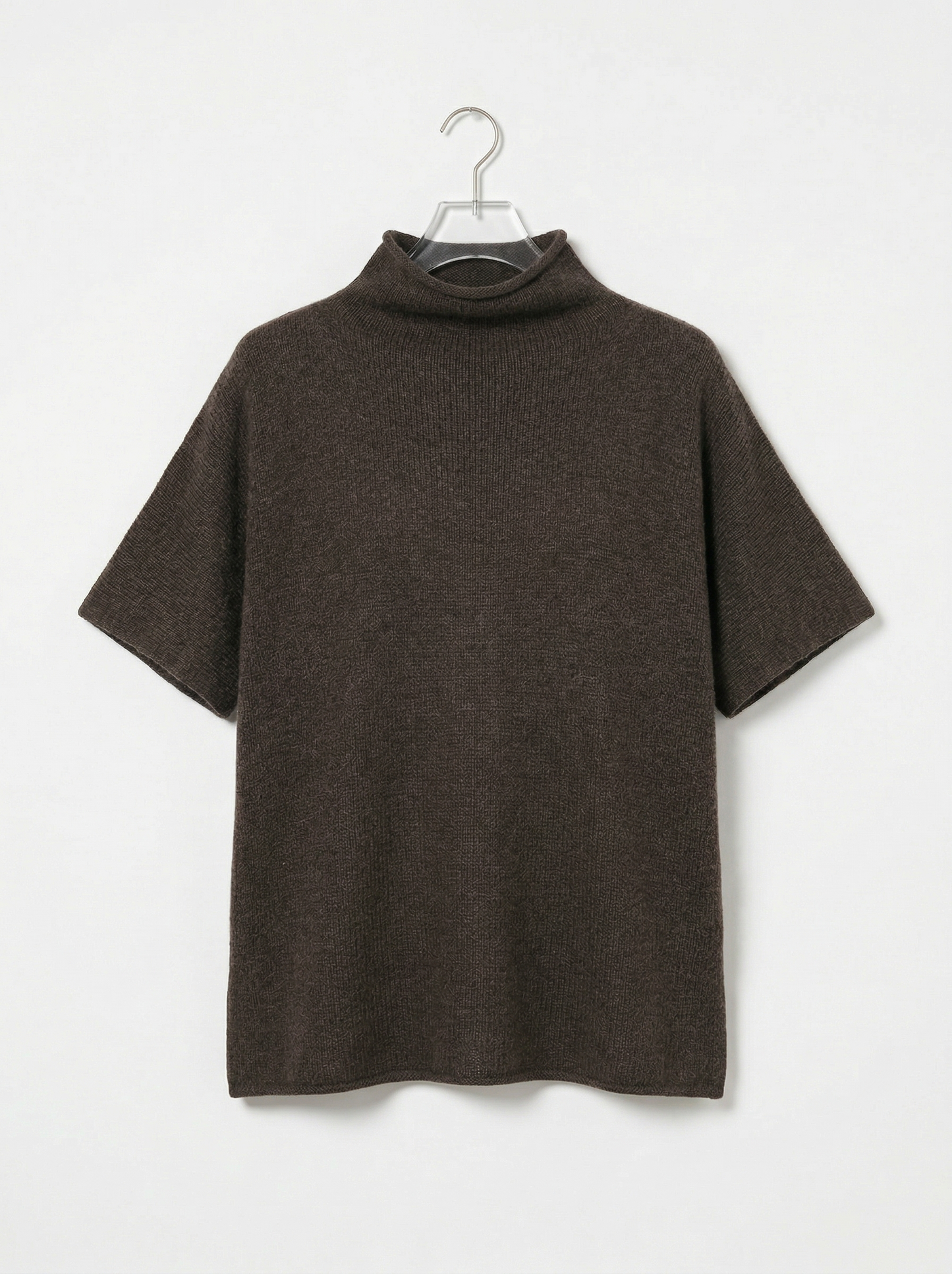 A-16 The Refined Cable-Knit Vest