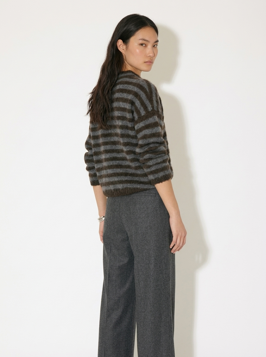 A-08 The Earth-Tone Whisper Knit